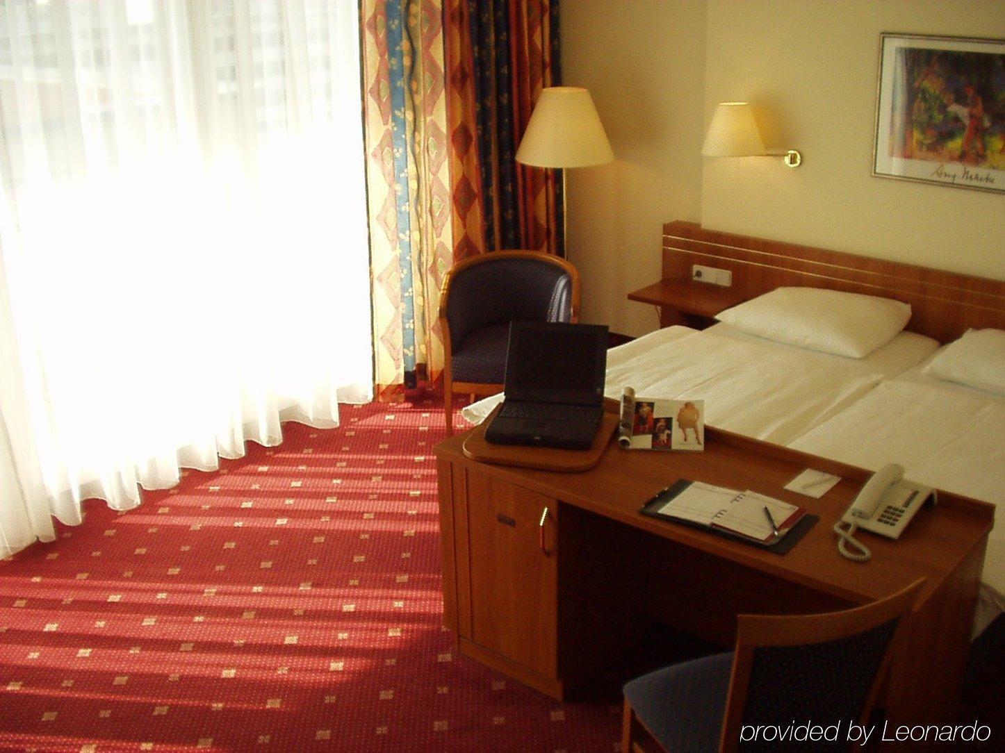 Centro West Hotell