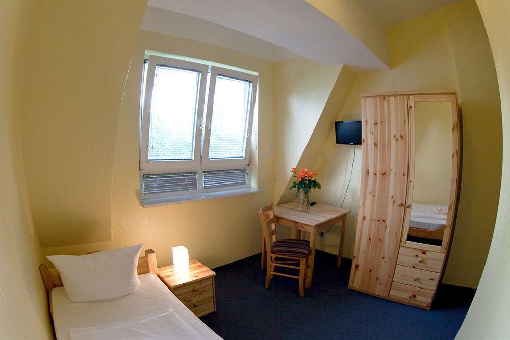 Atlantic Hotell 3*
