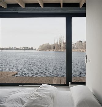 Hotell Old Town - Flodd - Floating Berlin