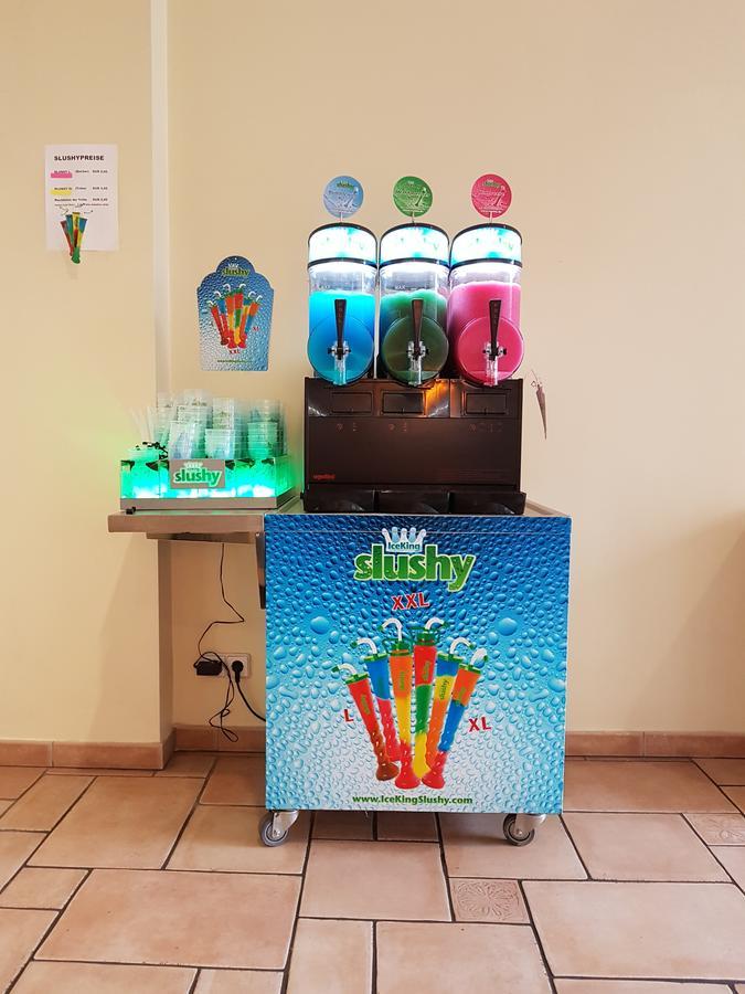 Hotell Happy Go Lucky + Schoneberg Berlin