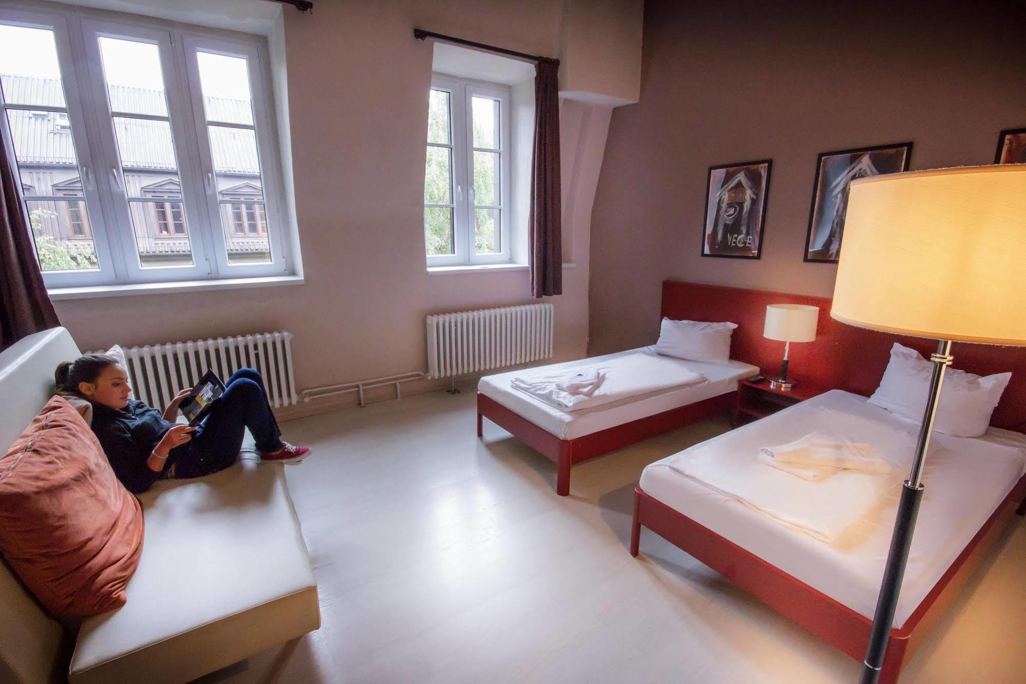 Und Hotell 3*
