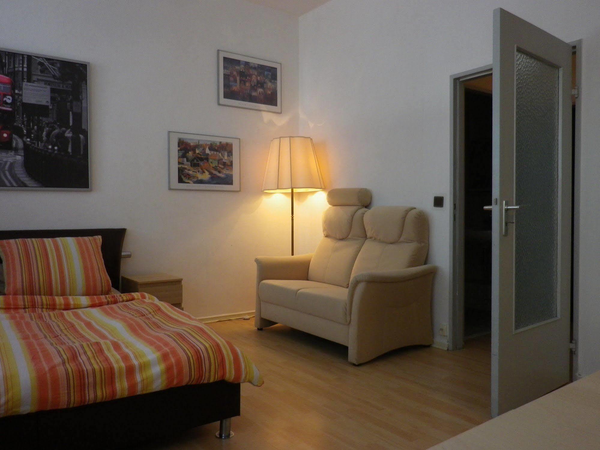 Berlin-stays * Berlin