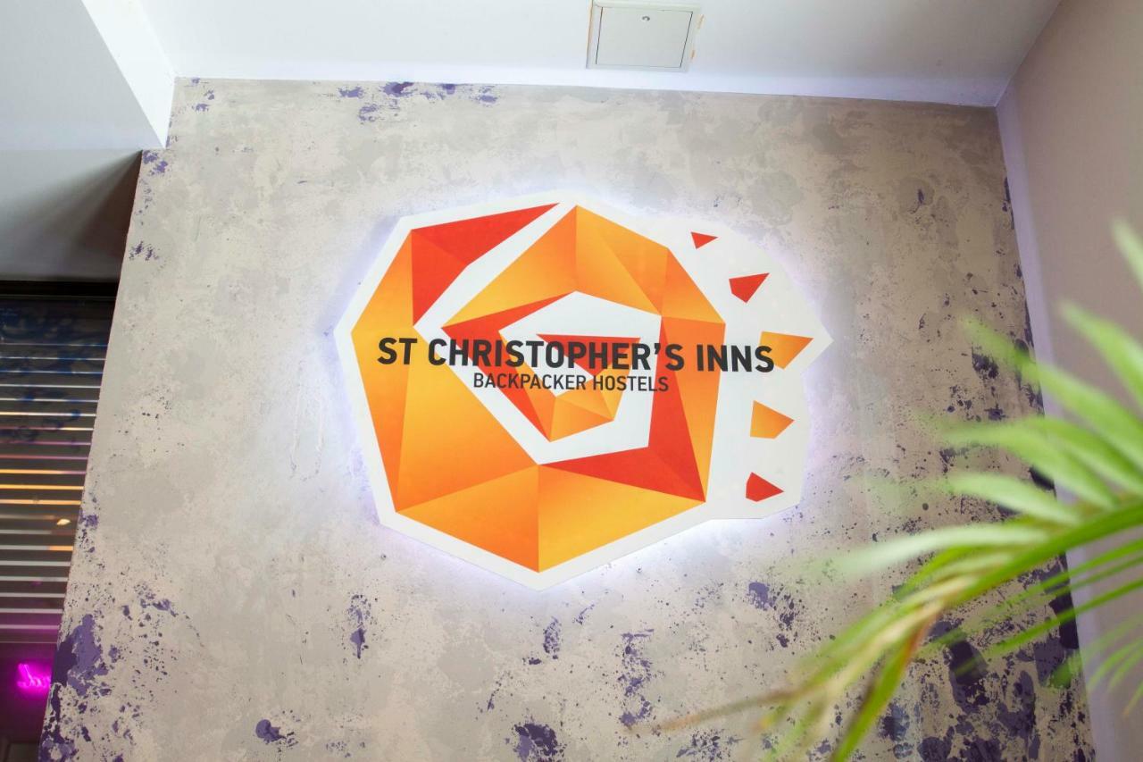 St Christopher's - Mitte Apartment *