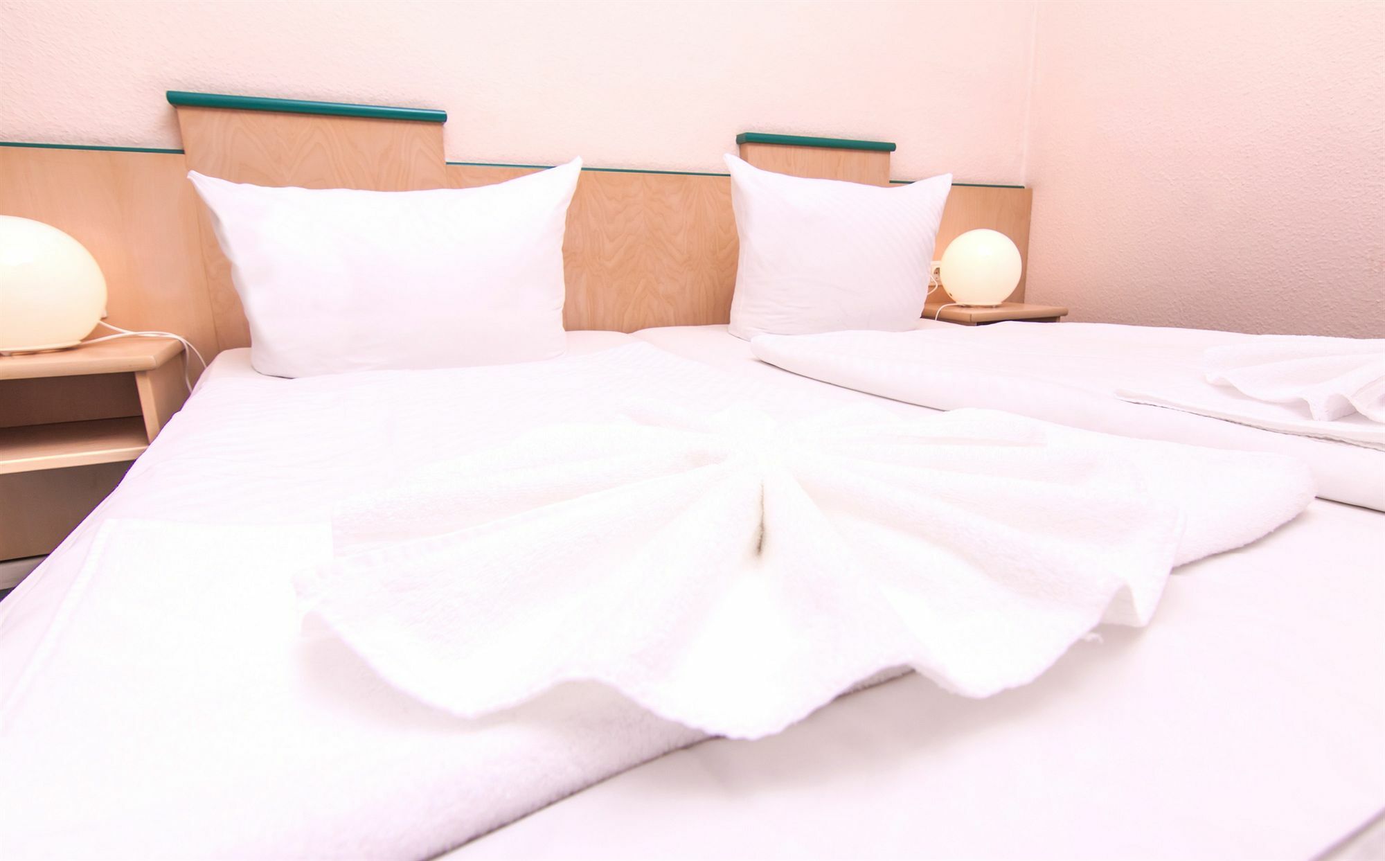 Pensionat Hotel-pension Odin 2*
