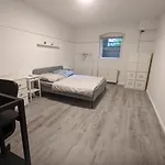 Modern City Apt, New And Exclusive, Fast Wifi, Tv