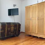 Ferienwohnung In Berlin-Gruenau, Wasser- Und Waldnaehe, Gute Verkehrsanbindung