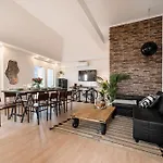 Urban Loft - 180 Skyline Balkon - 4Sz - Hbf