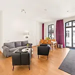 Aptd Downtown Monument4Rent Near Checkpoint Charlie