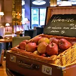 Monbijou Hotel