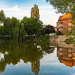 Central Townhouse Berlin-Weissensee - Rueckzugsort Fuer Inspiration Und Entspannung