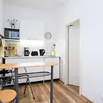 Comfortable 2-Room Apartment For Rest & Work P-Berg