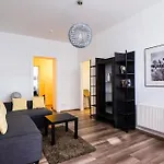 Comfortable 2-Room Apartment For Rest & Work P-Berg