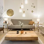 Large And Central Boutique 5-Bedroom Berlin Apartment
