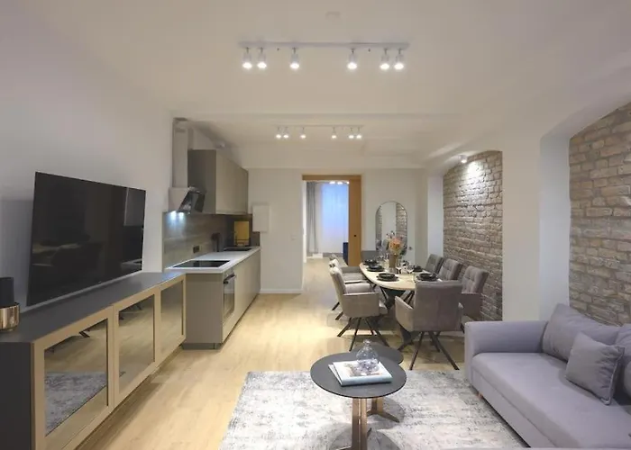 Spacious Apartments In Mitte- Feel The Citycenter