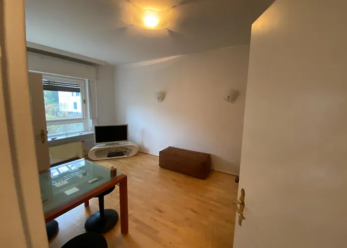 Stilvolle Wohnung In Kudamm Und Grunewald