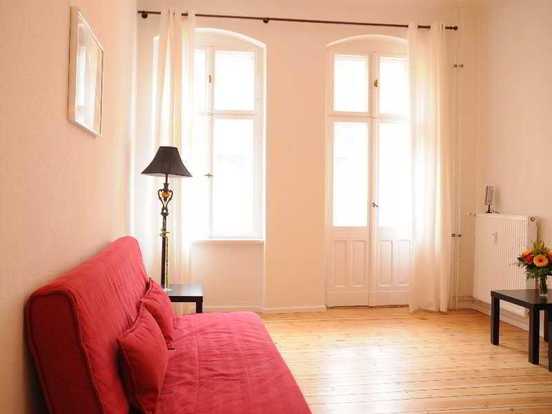 Europeapartments Bruesseler Strasse Aparthotel 3*