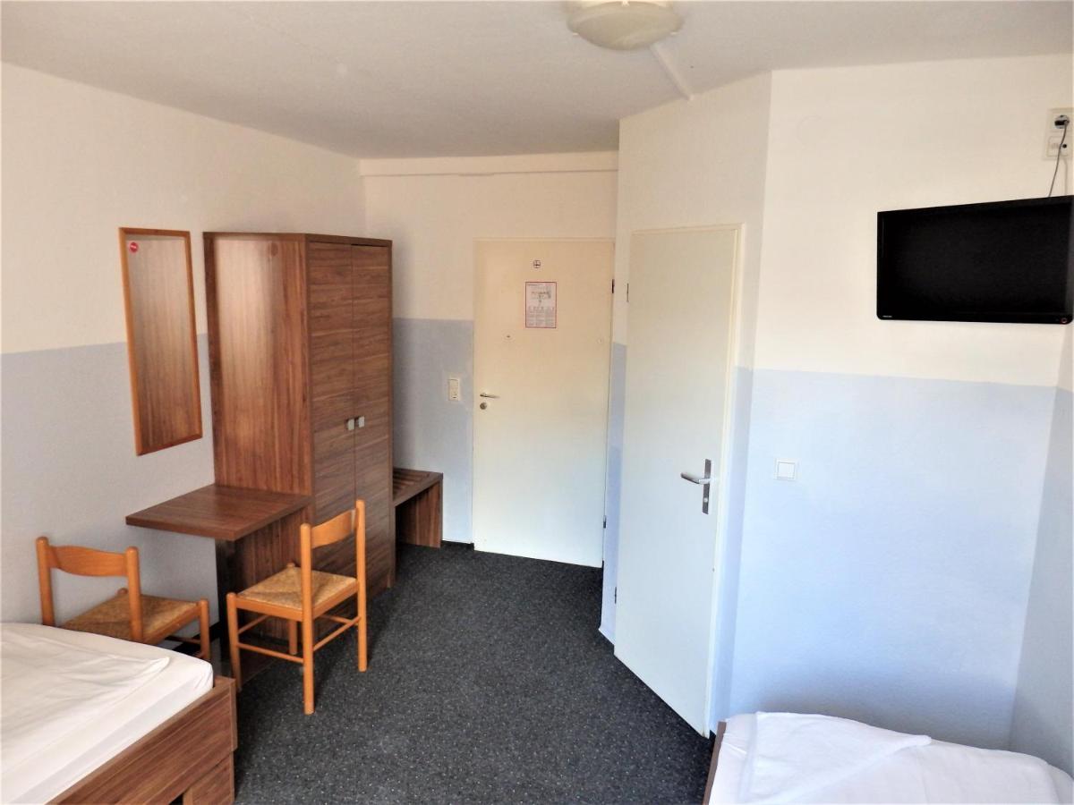 Hotell Ansbach Am Kadewe Berlin