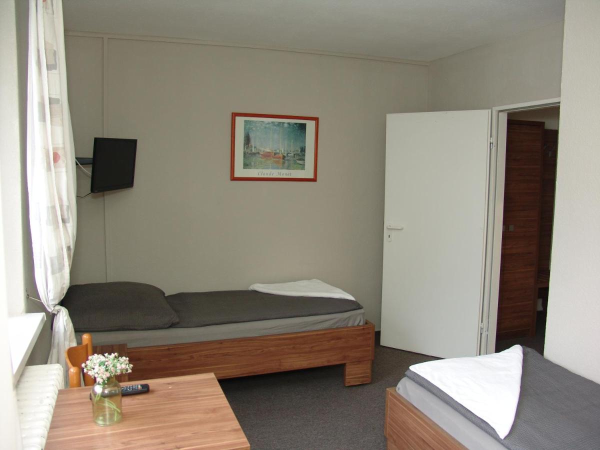 Hotell Ansbach Am Kadewe