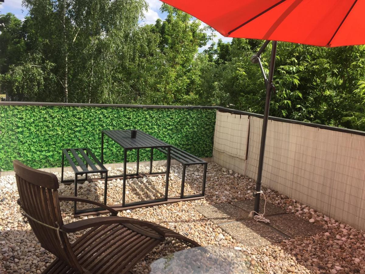 Appartement Neu Dz In Mahlsdorf Mit Terrasse -kostenloser Rucktritt Moglich-