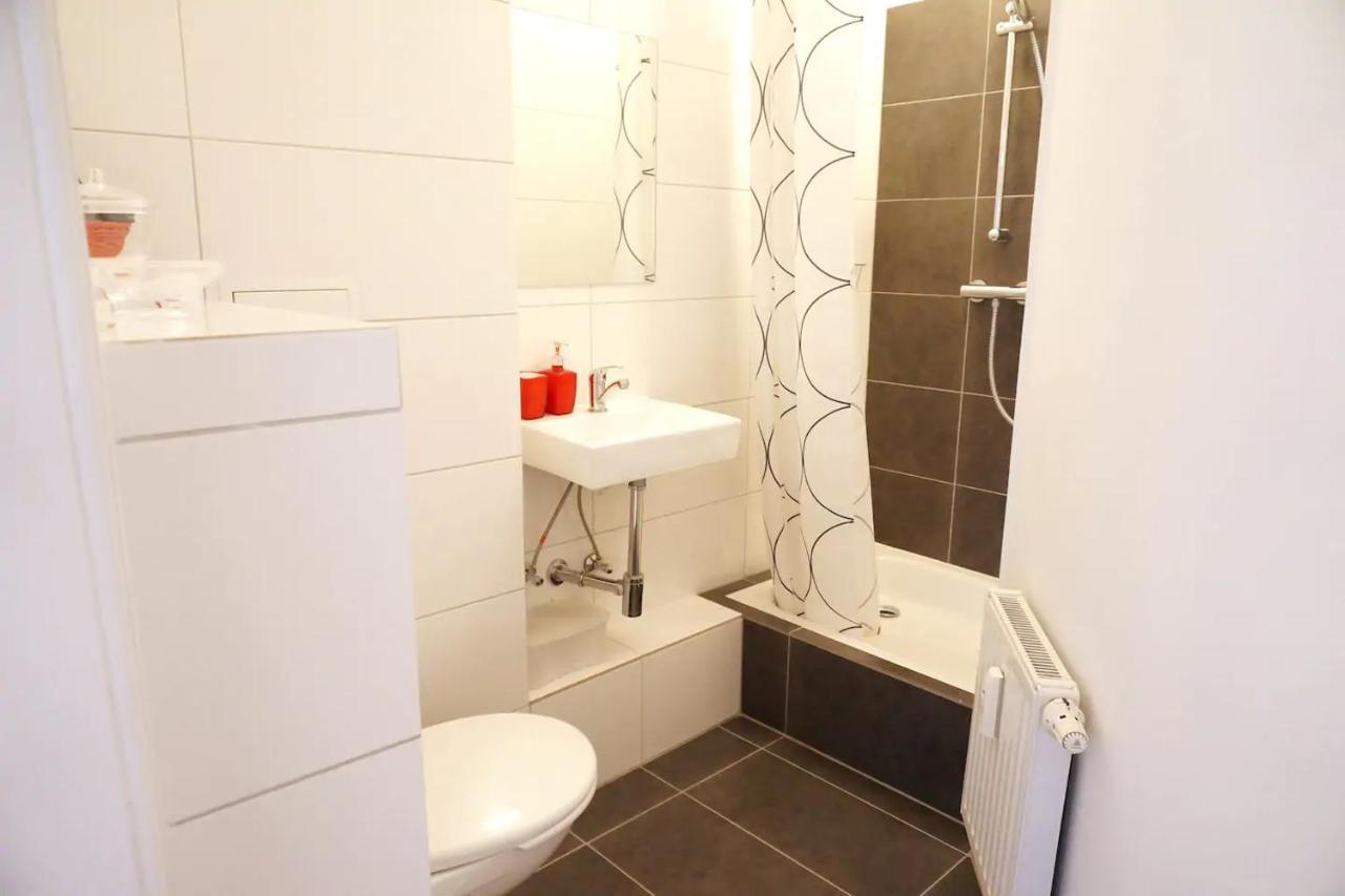 Cozy In Friedrichshain, 4 Quiet Guests Only Apartment Berlin