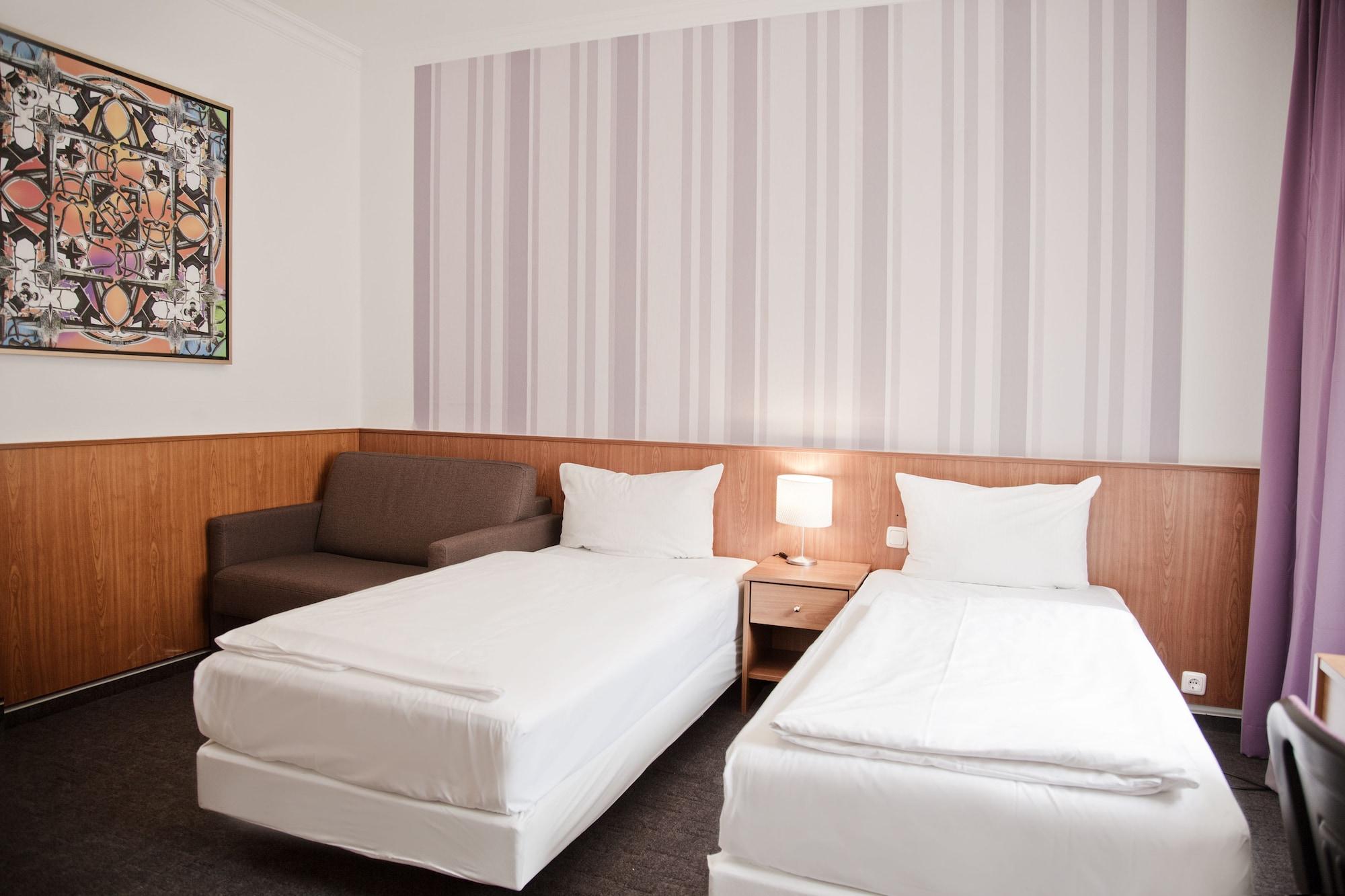Hotell Les Nations 3*