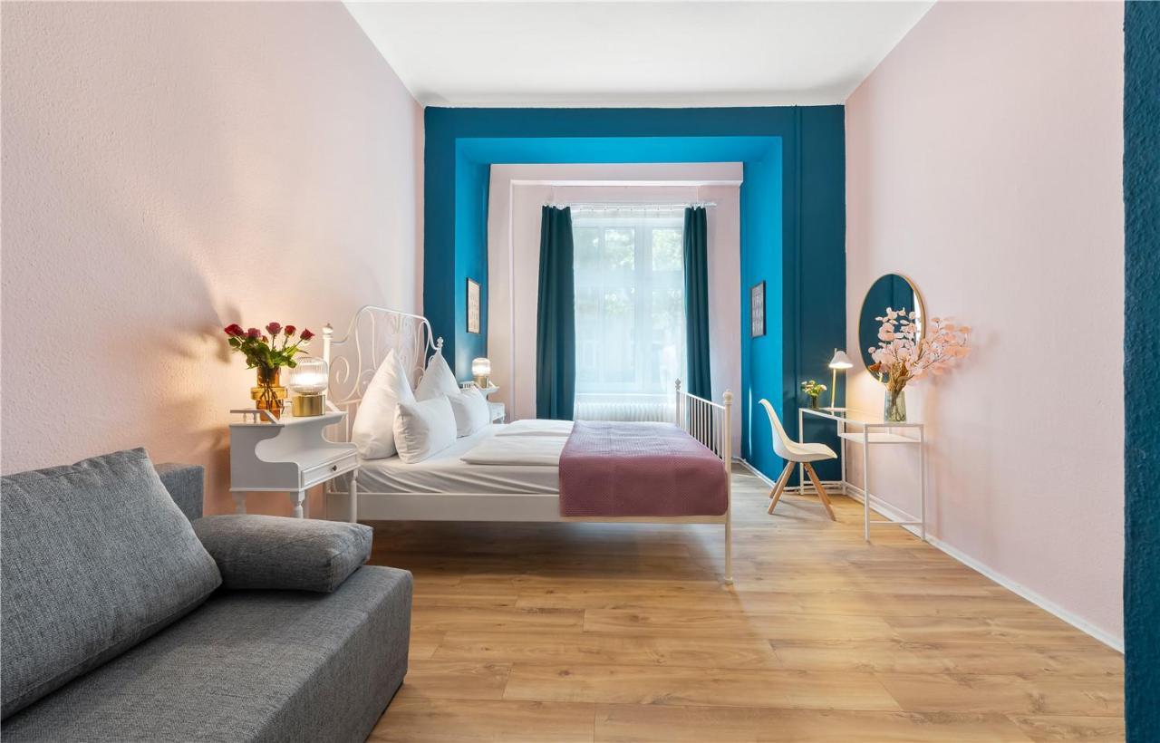 Apartment 33 I Mitte
