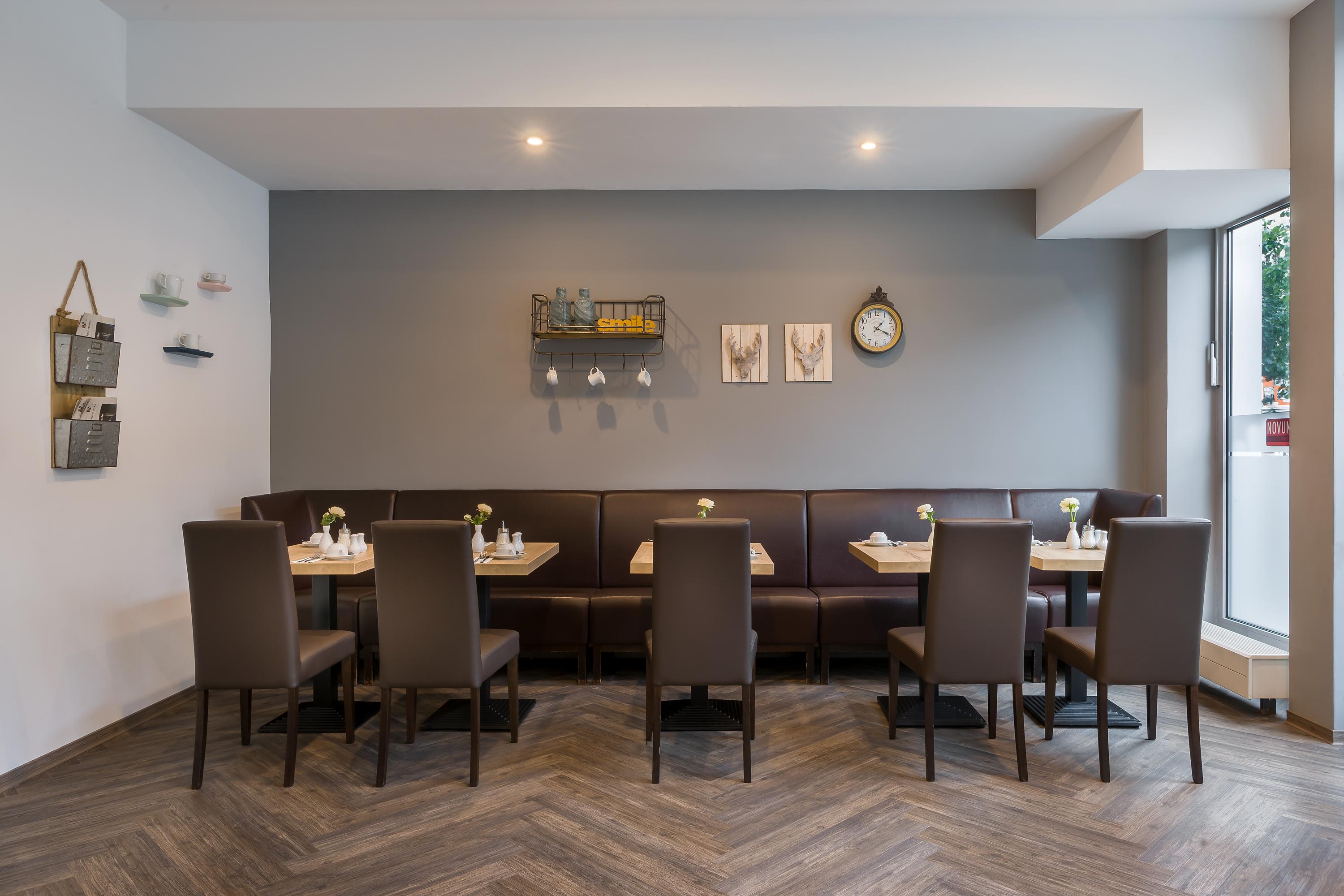 Garner - Schoeneberg By Ihg Hotel