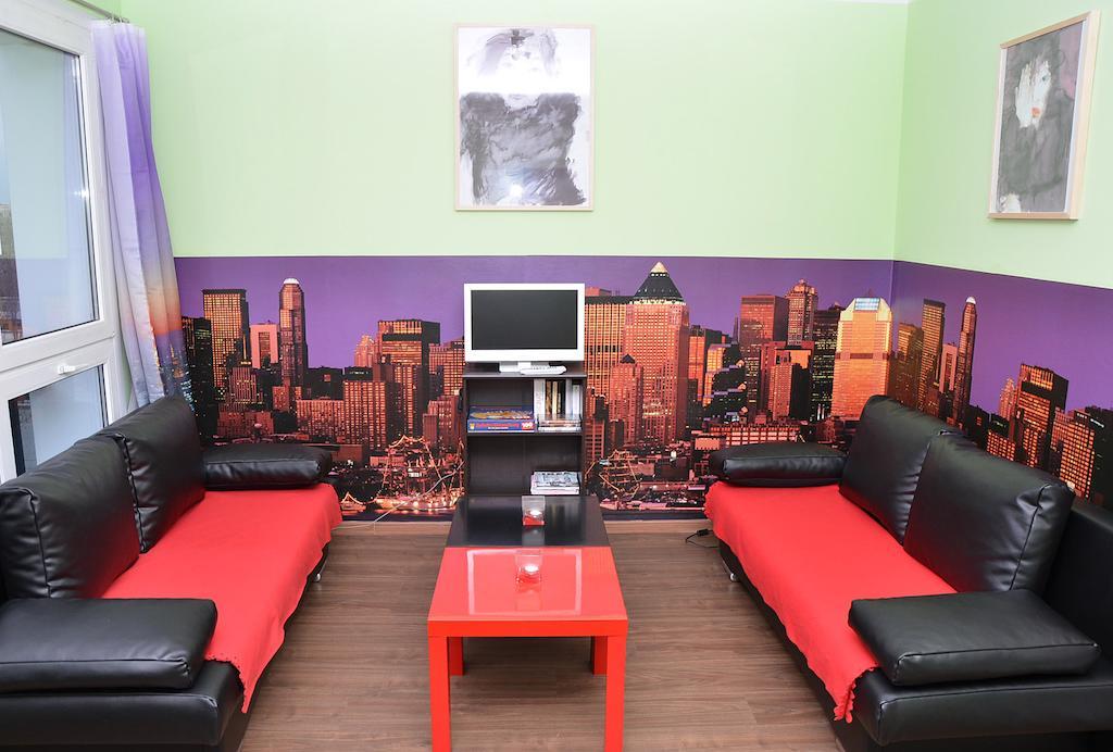 View & Alex 4 2 Bathrooms 1 Kitchen Apartment Berlin