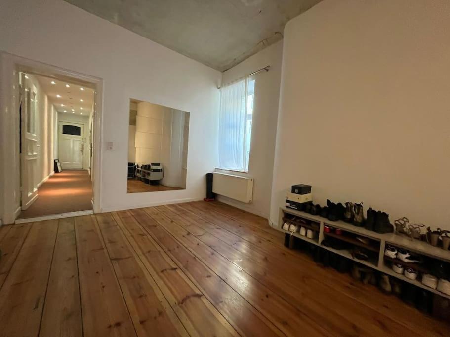Schones Loft Mit Kamin In Mitte Gesundbrunnen * Berlin