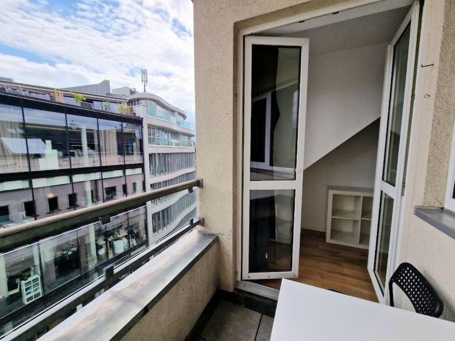 Apartament In The Heart Of 51 Berlin