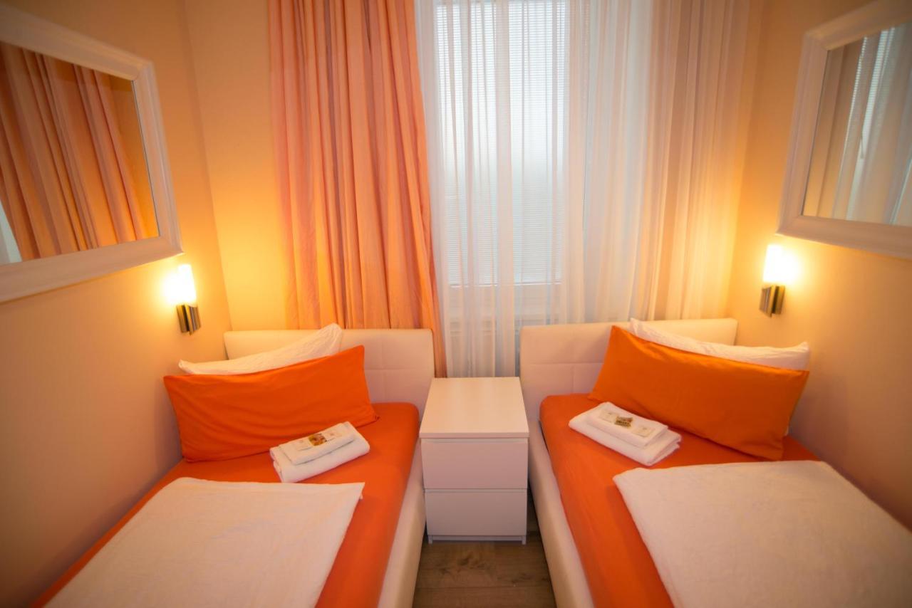 City Guesthouse Pension Berlin 2*