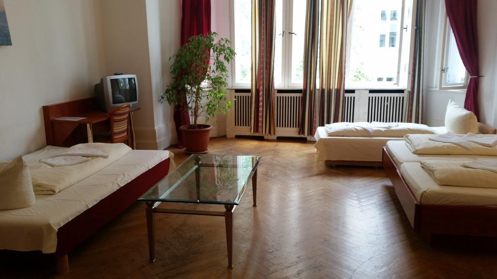 Kima Pensionat 3*