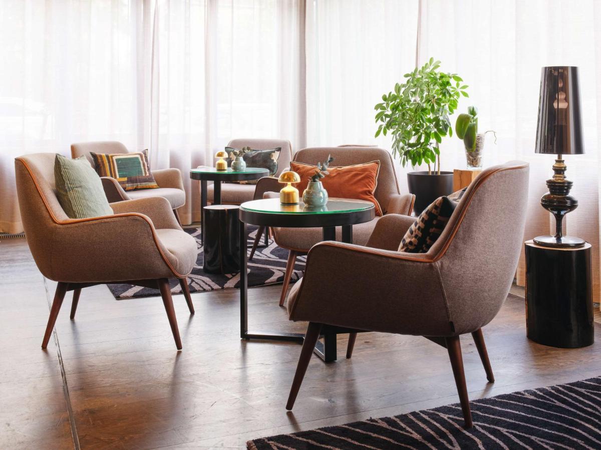 Adina Mitte Lägenhetshotell 4*