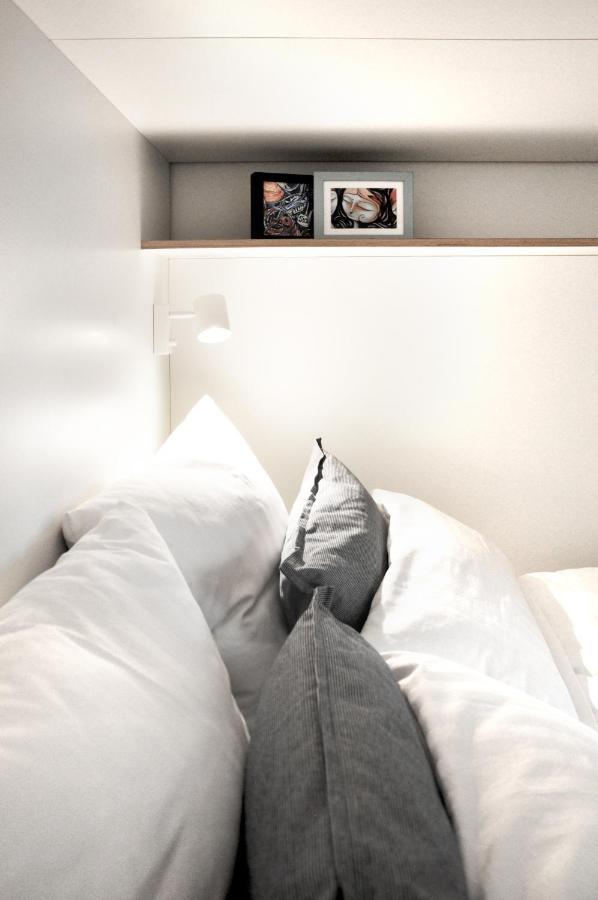 Stylish New Cube Loft Ii By Berlin-wall-apartments Appartement