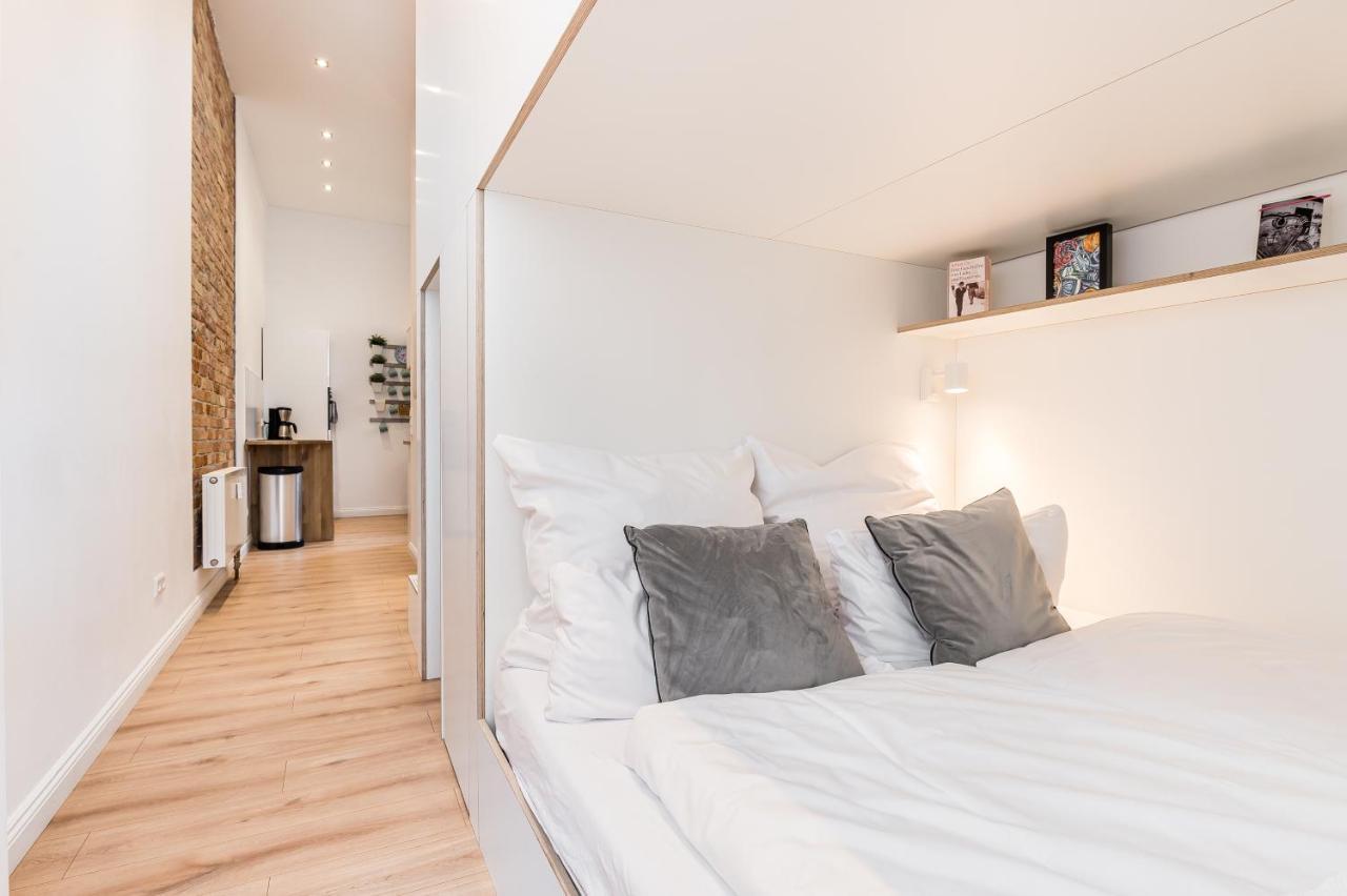 Stylish New Cube Loft Ii By Berlin-wall-apartments *