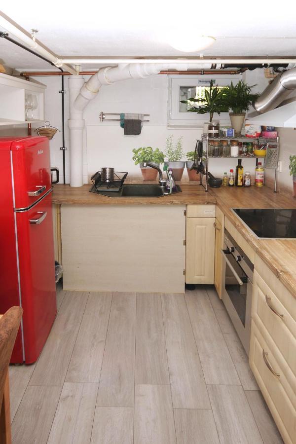 Lejlighed Cozy Souterrain-half-basement-apartment Included 2 Bicycles *