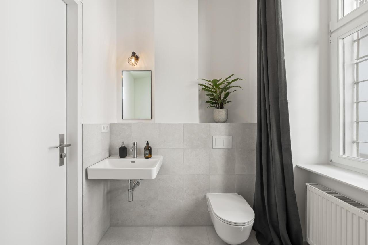 The Strassburger, Stylish 3 Bedroom In Downtown Appartement *