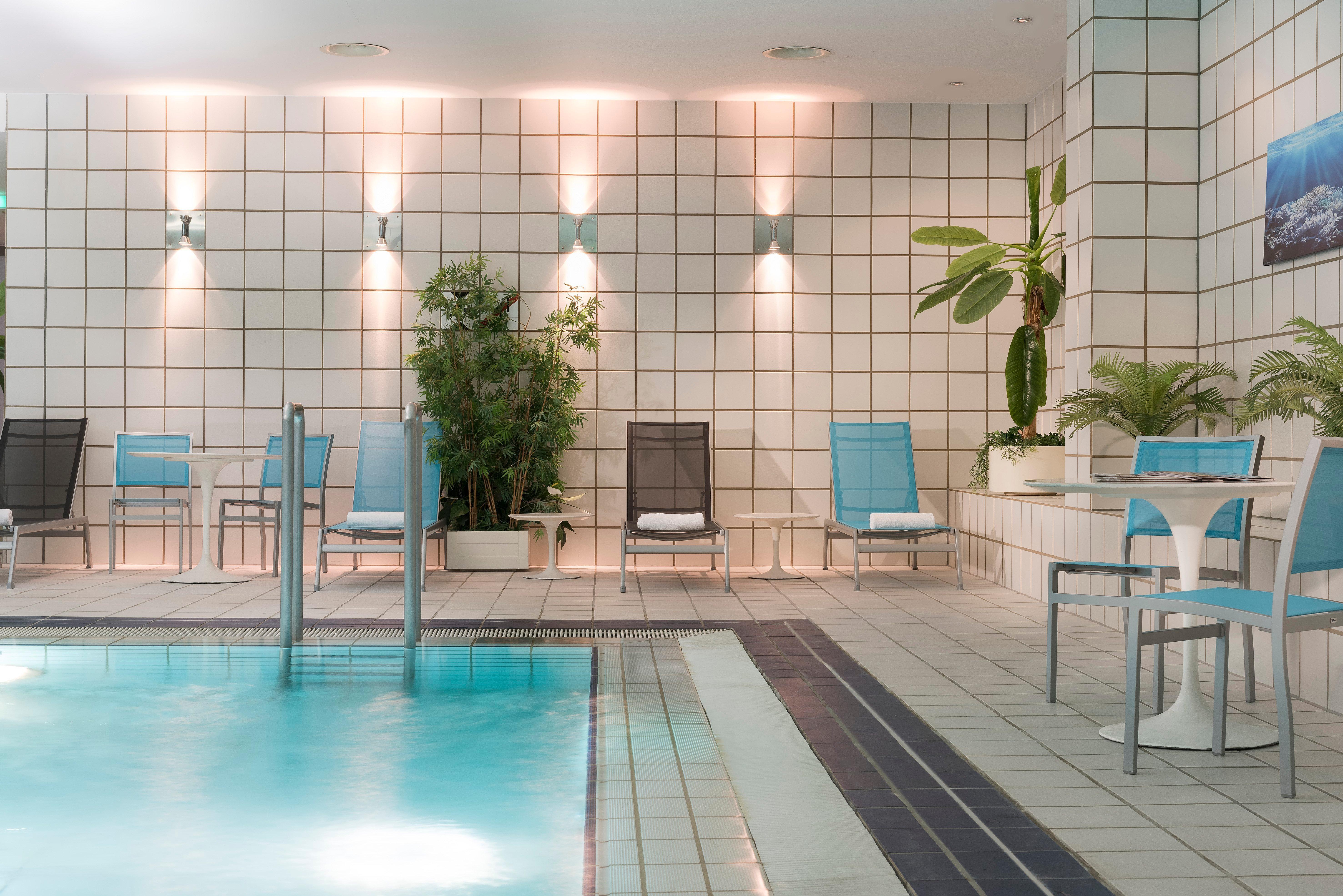City-west By Ihg Hotell 4*