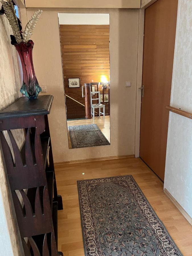 Homestay Mit Optimaler Verkehrsanbindung Und Vielen Extras In Berlin-rudow *
