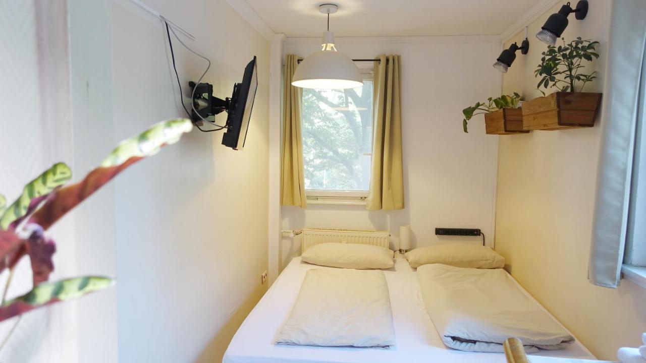 1 Zimmer In Wohngemeinschaft, Netflix, Premium Kabelfernsehen, Küche * Berlin