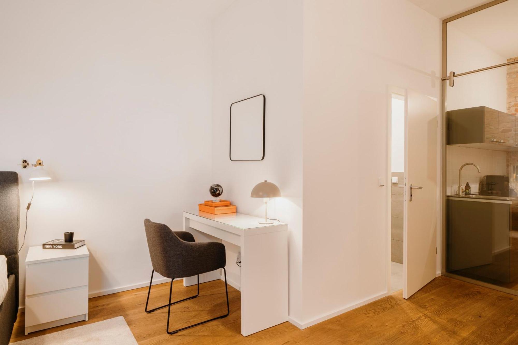 Homely - Super Modern, Center, Rosenthalerplatz Appartement *