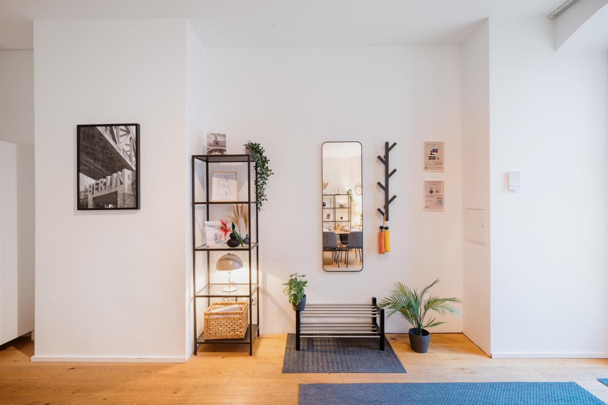 Homely - Super Modern, Center, Rosenthalerplatz Appartement