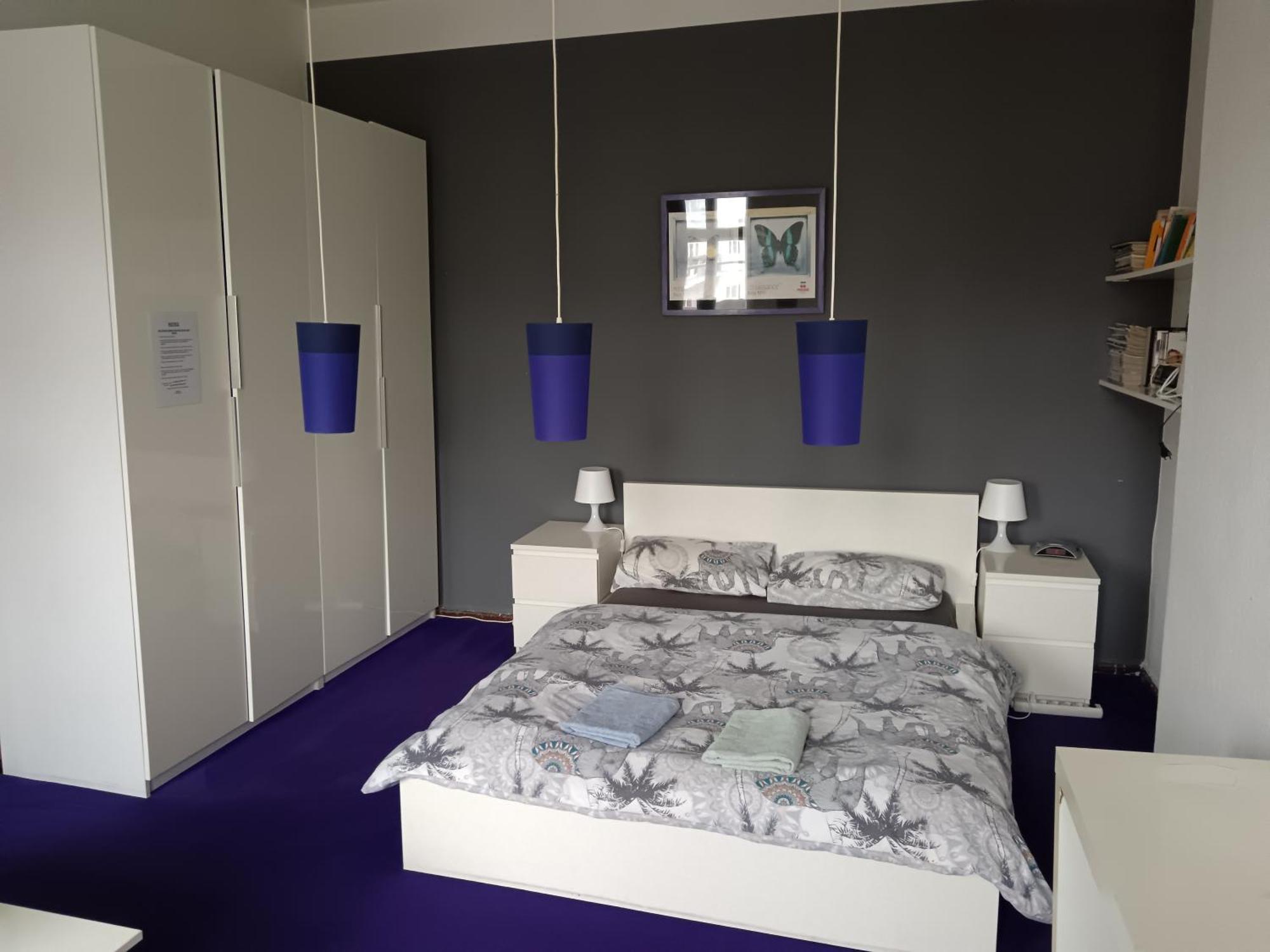 Rum i privatbostad Private Bedroom Near Alexanderplatz In Sharing Berlin