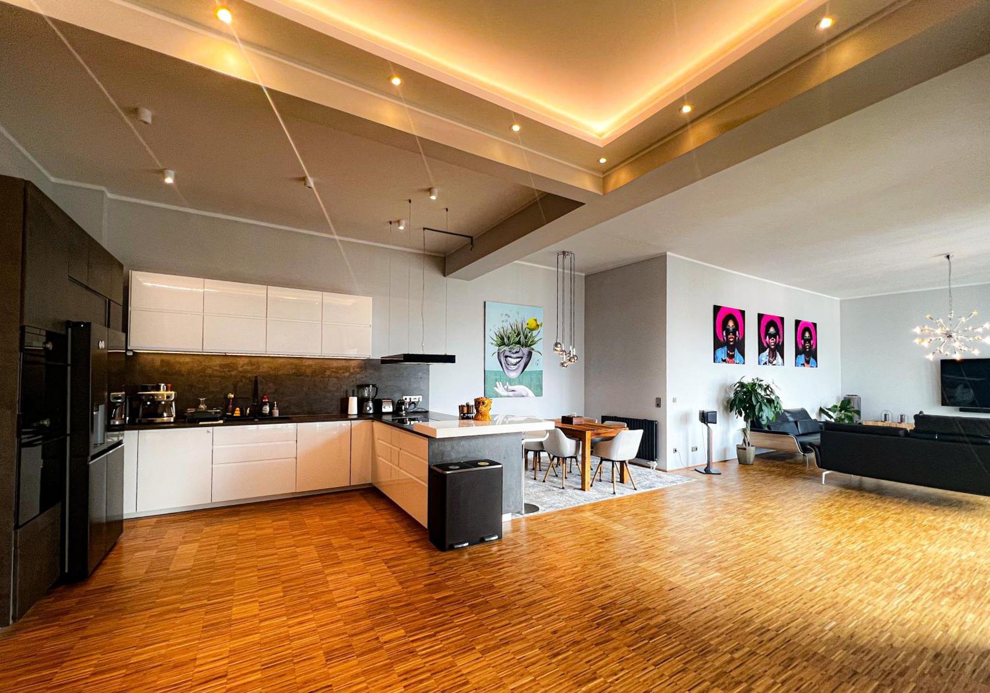 Lejlighed Luxurious, Huge Designer Loft, Kreuzberg *