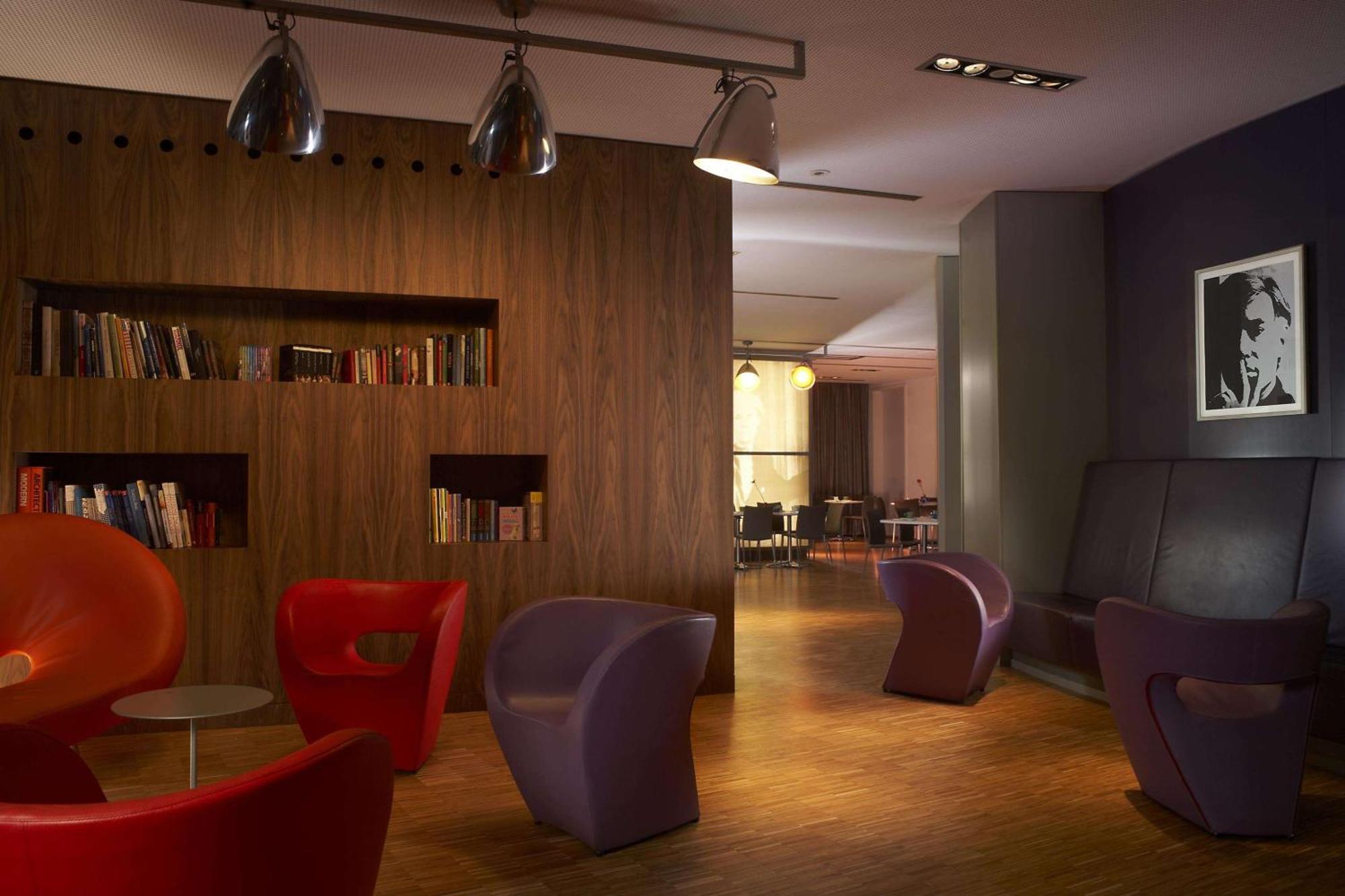 Park Plaza Hotell 4*