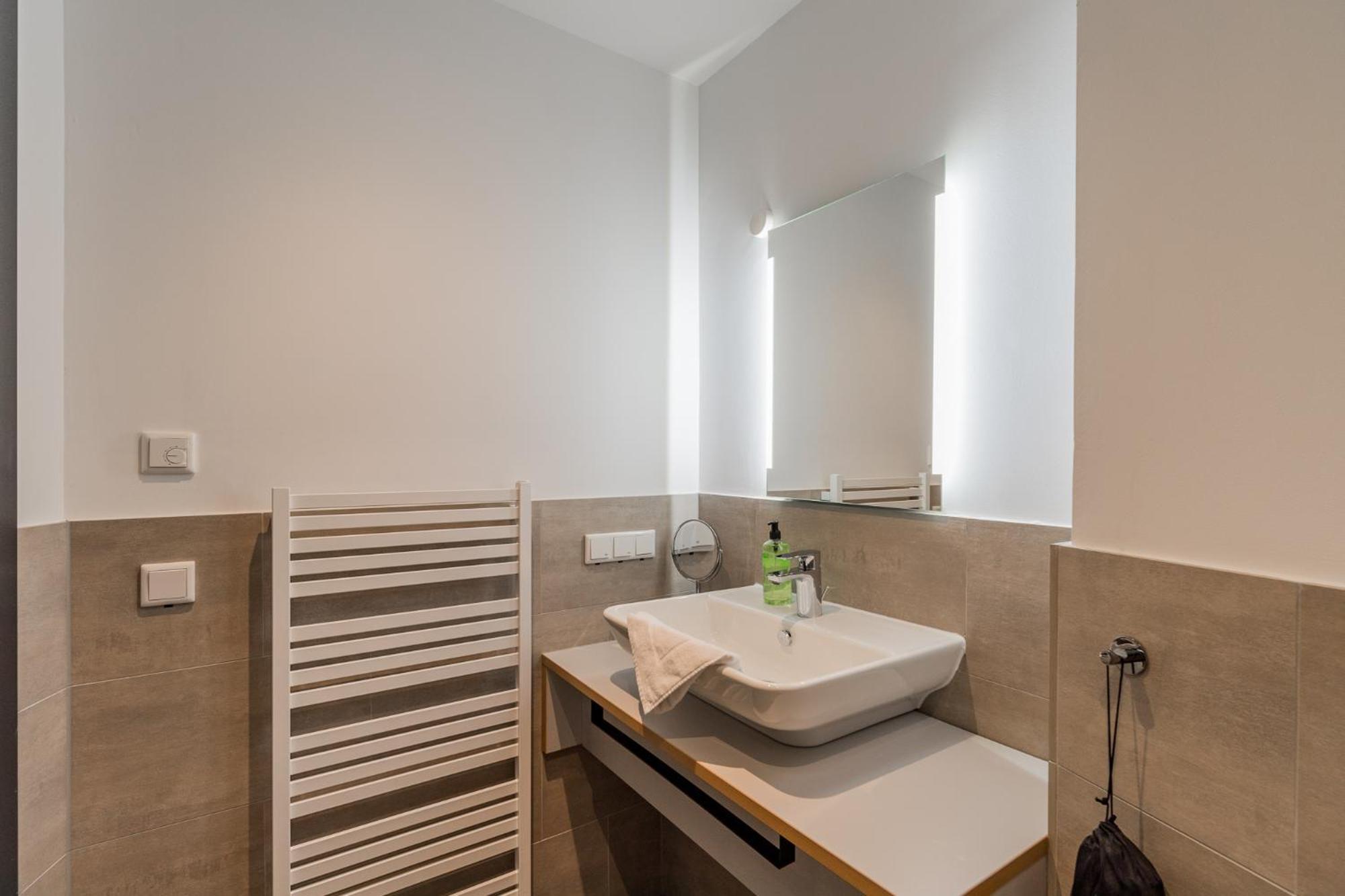 Nena - Kreuzberg 61 Lejlighedshotel 3*