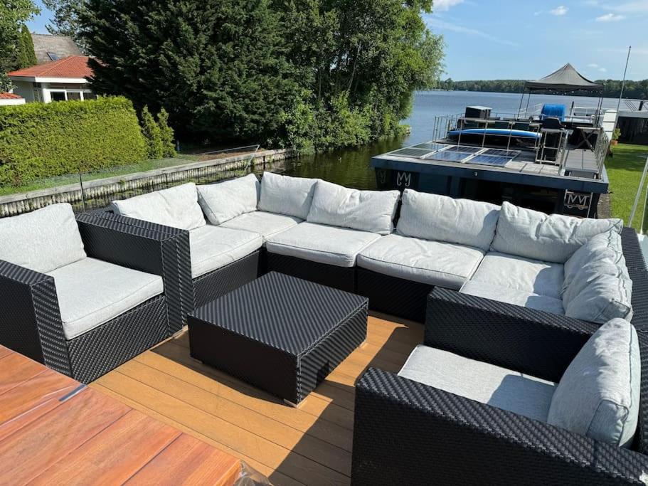 Bådhotel Wave-lounge, Exklusives Hausboot In *