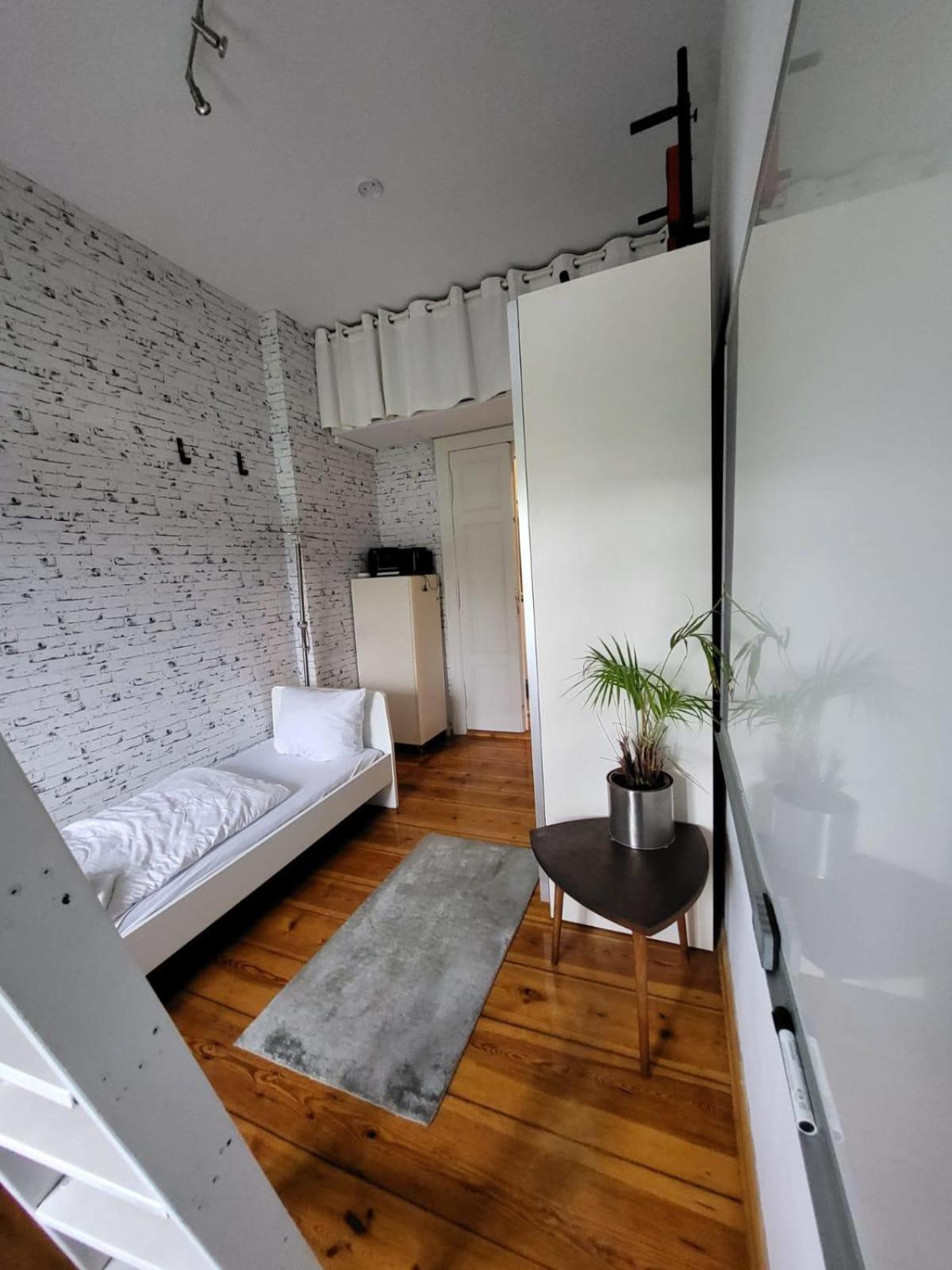 Business In Apartment Berlin