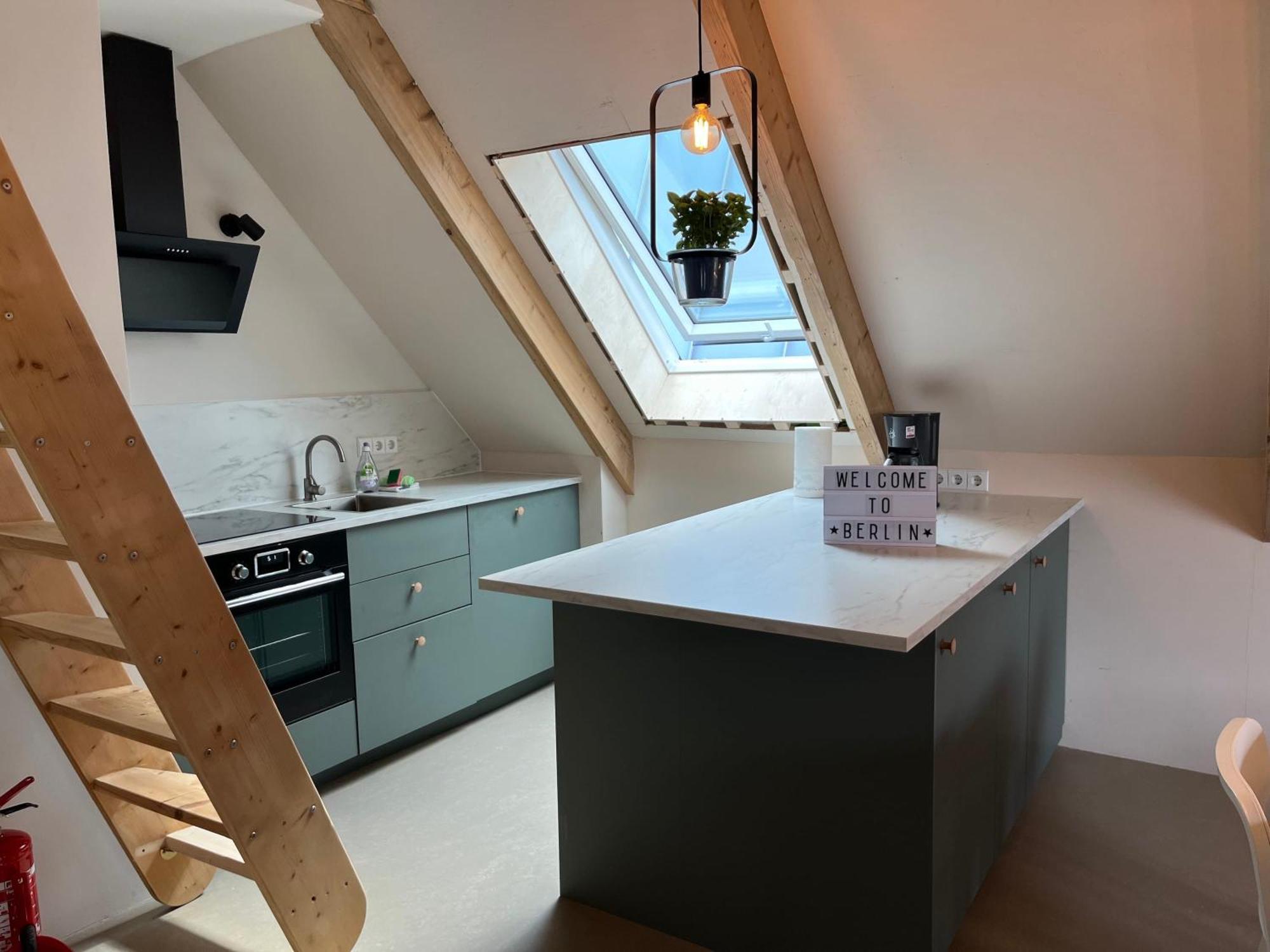 Apartment Quiet & Cozy Near Airport Ber, Free Wifi & Parking #rechts Berlin