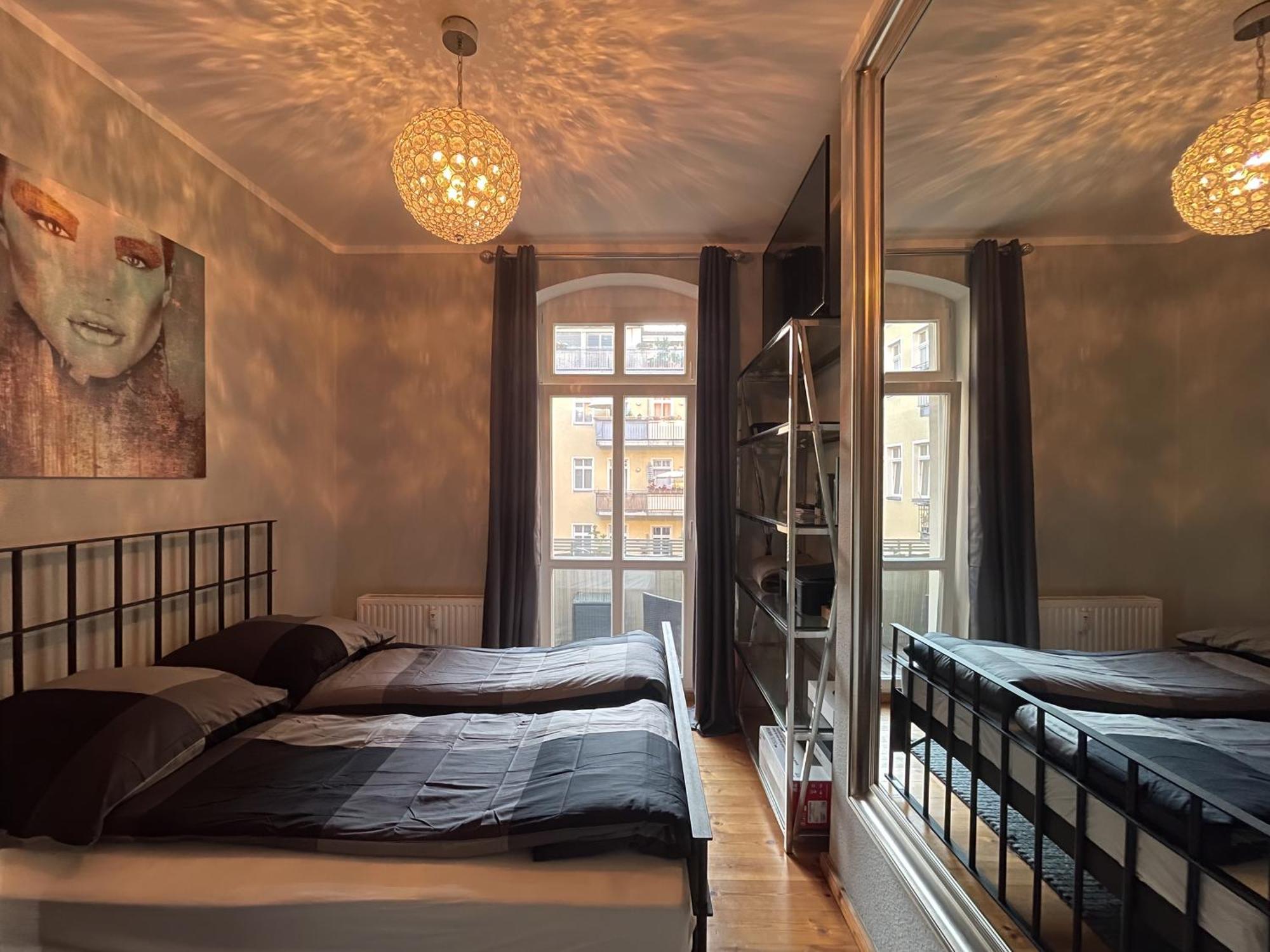 Lägenhet Bevoflats Altbauwohnung Mit Balkon Prenzlauer Berg